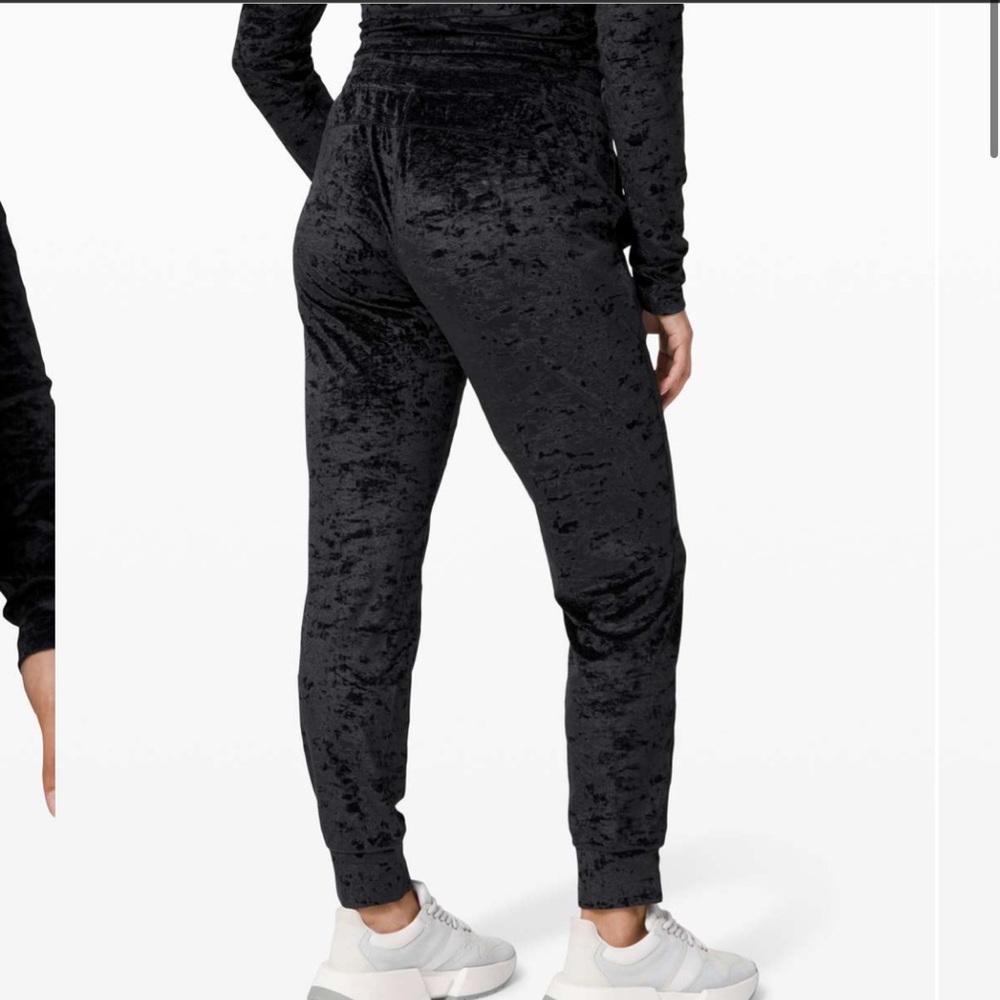 🍋Ready to Chrome Jogger